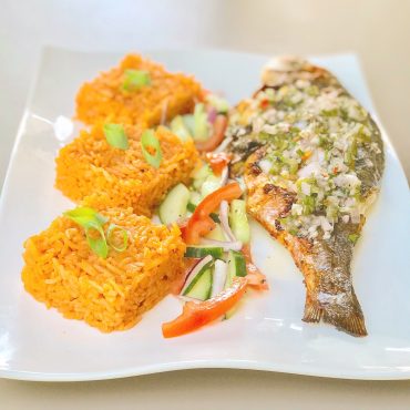 poisson grillé des Antilles avec sa sauce chien