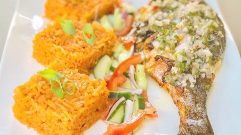 poisson grillé des Antilles avec sa sauce chien